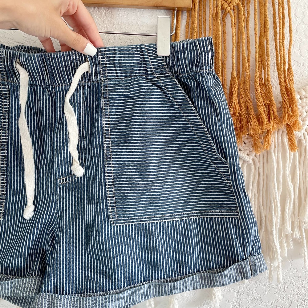 BDG Striped Cuff Hem Drawstring Waist Shorts - Picture 3 of 9